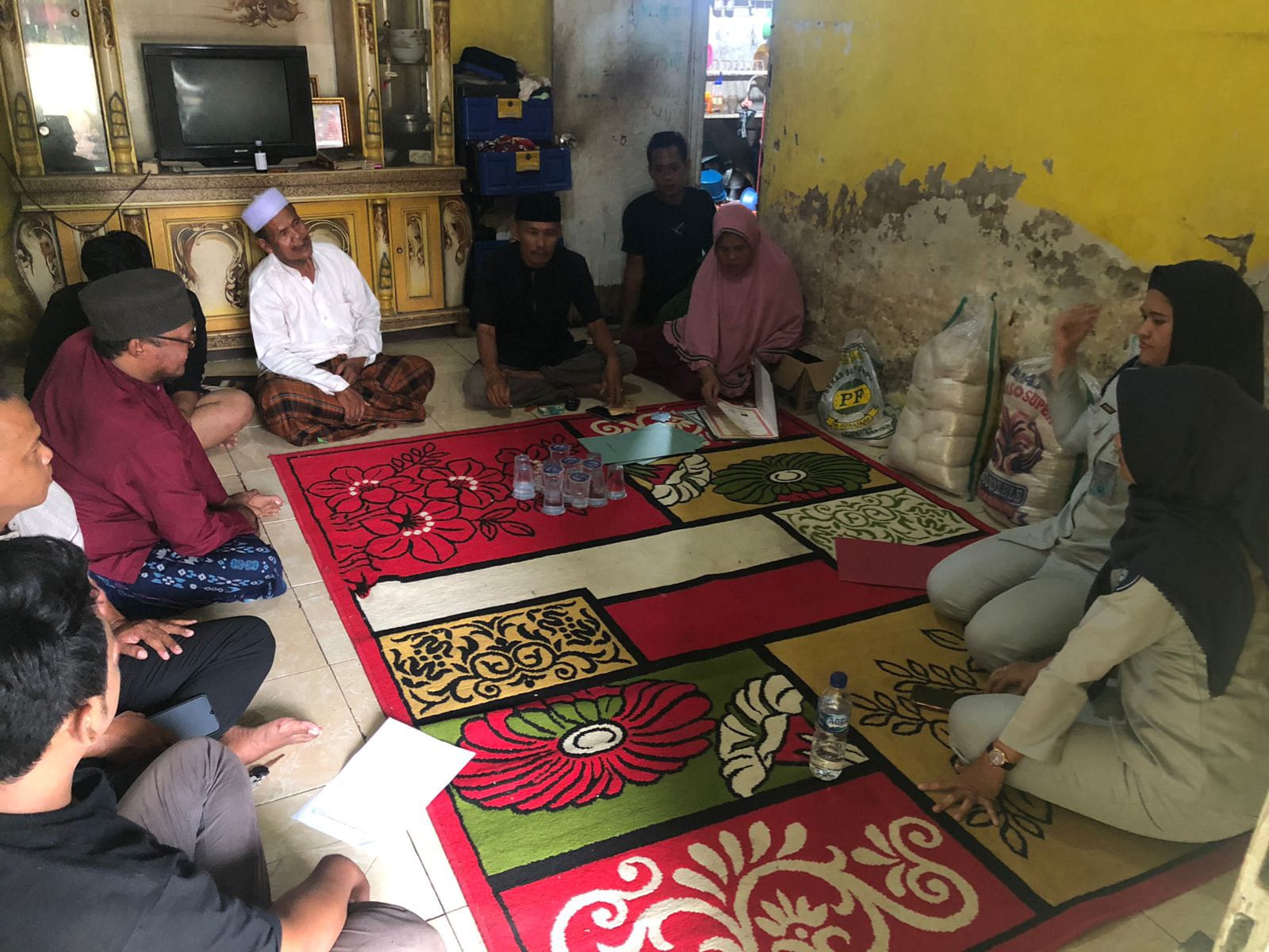Penyerahan Santunan Pedagang Gorengan Yang Tewas Tertimpa Truk di Kec. Cipocok