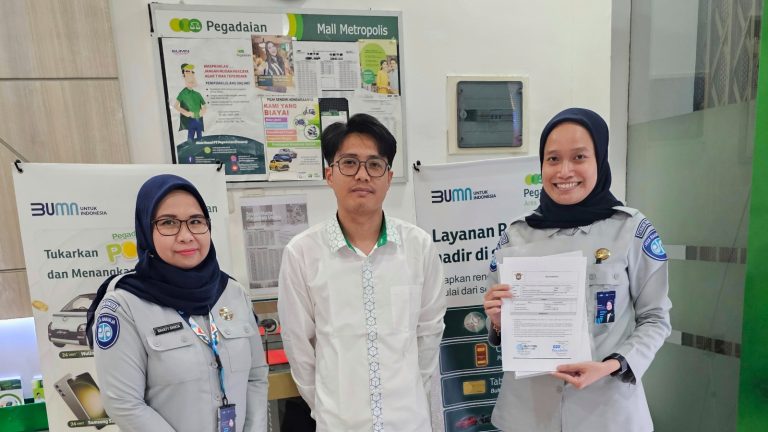 Peningkatan Kepatuhan Pembayaran PKB di Tangerang Raya melalui Sosialisasi UU No 22/2009 Pasal 74 dan Pengingat Pelunasan PKB di Pegadaian UPC Mall Metropolis