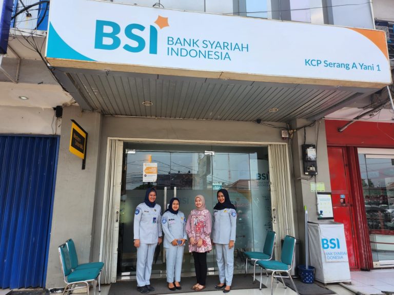 Sinergi Bersama BUMN, Jasa Raharja Cabang Banten Kunjungi Bank Syariah Indonesia Cabang Serang