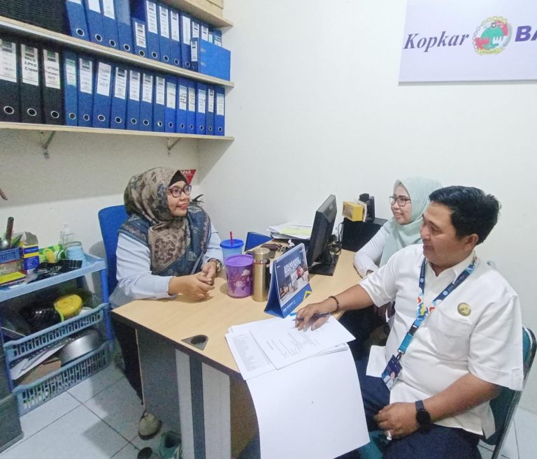 Maksimalkan Pendapatan SWDKLLJ dan PKB, SAMSAT Cikokol Gencar Laksanakan Kegiatan DTD ke Perusahaan