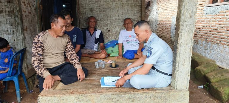 Jasa Raharja Banten Menyerahkan Santunan Korban Laka Lantas Jalan Raya Lingkar Selatan Kecamatan Citangkil Kota Cilegon