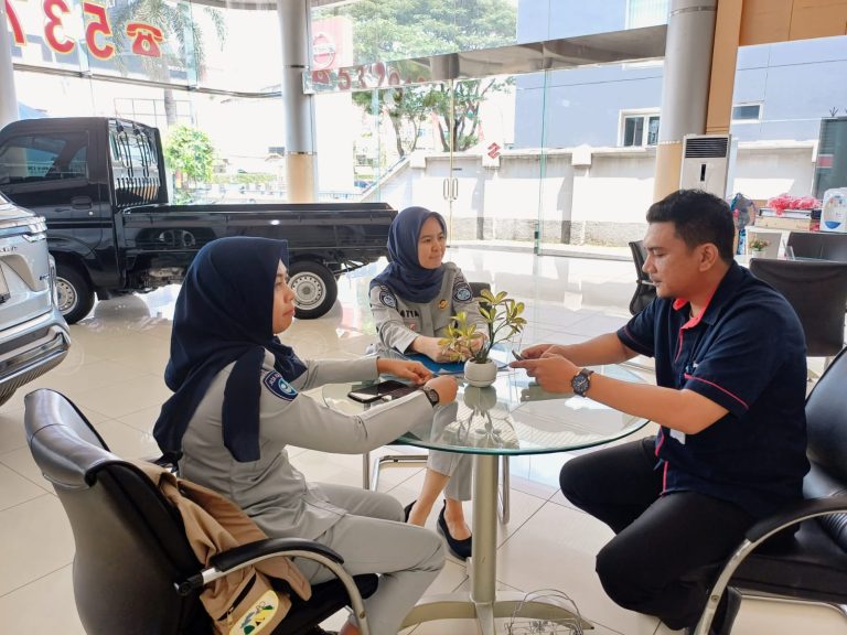 Tingkatkan Kepatuhan Bayar Pajak Kendaraan Jasa Raharja Tangerang Sosialisasi di Showroom Suzuki Motor