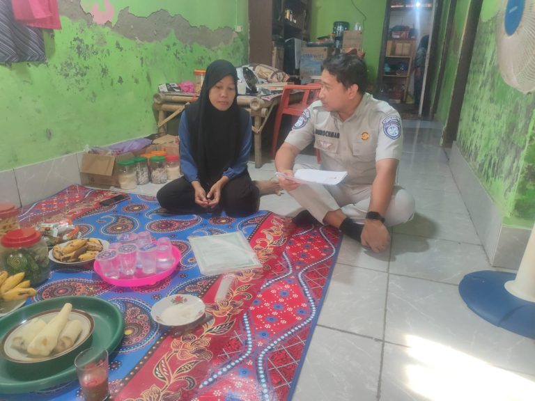 Percepatan Pemberian Santunan, Petugas Jasa Raharja Jemput Bola korban Kecelakaan Lalu Lintas TKP Tengkurak – Jongjing, Kabupaten Serang