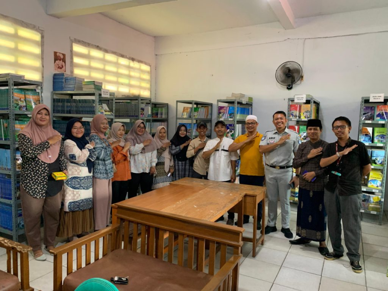 Jasa Raharja Tangerang Bersama Sekolah Teknologi Pilar Bangsa Laksanakan Program Pelajar Keselamatan Lalu Lintas