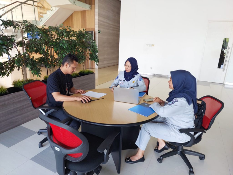 Jasa Raharja Tangerang Pastikan Masyarakat Lunasi Pajak Kendaraan, Proaktif Lakukan SIGAP dan Sosialisasi SIGNAL di PT Andalan Finance Tangerang