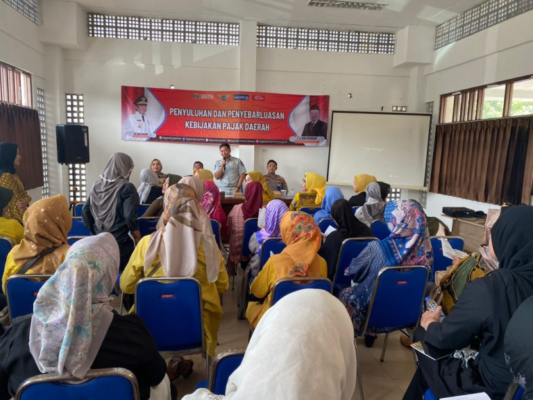 Meningkatkan Kesadaran Masyarakat Dalam Membayar Pajak KendaraanBermotor Jasa Raharja Cabang Banten Bersama Tim Pembina Samsat Lakukan Giat Sosialisasi Kebijakan Pajak Daerah