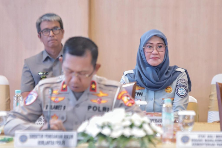 Terlibat Aktif dalam Posko Terpadu Angkutan Nataru 2025, Dewi Aryani Suzana Sampaikan Peran Kurusial Jasa Raharja