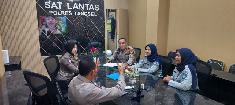 Jasa Raharja Tangerang dan Polres Tangerang Selatan Gelar Rapat Koordinasi dalam Forum Keselamatan Lalu Lintas Kota Tangerang Selatan