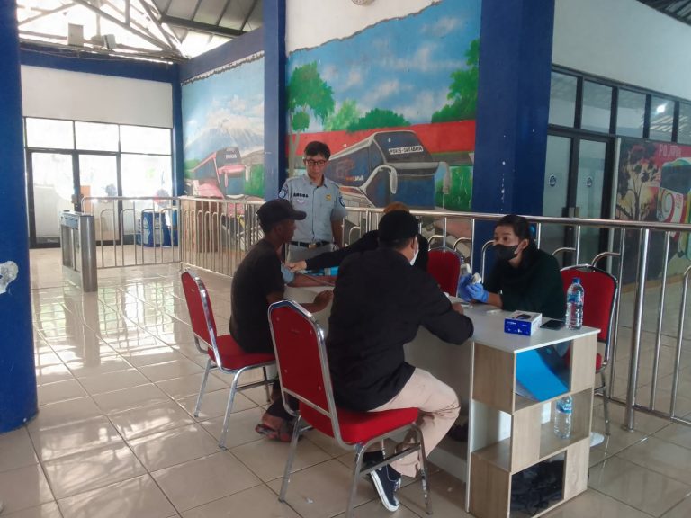 Jasa Raharja Kembali Mengadakan Pengobatan Gratis di Terminal Poris Berkerja Sama dengan Pengelola Terminal Poris
