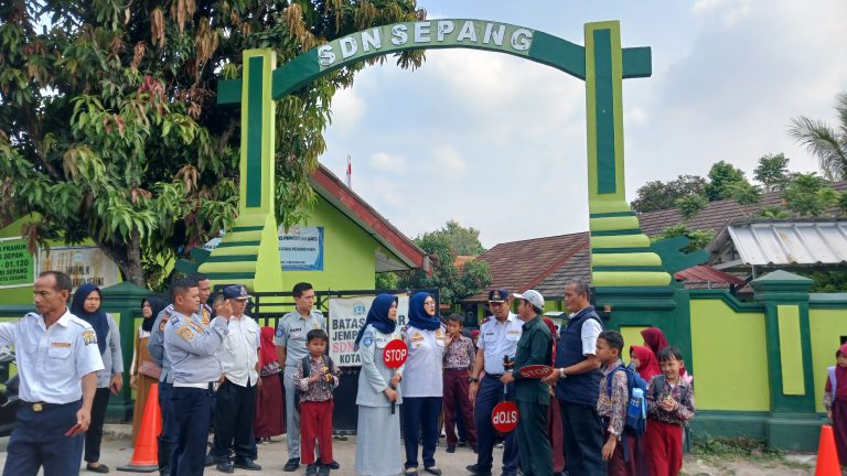 Jasa Raharja bersama Dinas Perhubungan Kota Serang Safety Campaign pada Sekolah Dasar yang berada pada Titik Rawan Laka