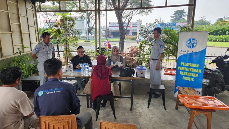 Jasa Raharja Tangerang Gelar Pengobatan Gratis di PO KJU Kabupaten Tangerang