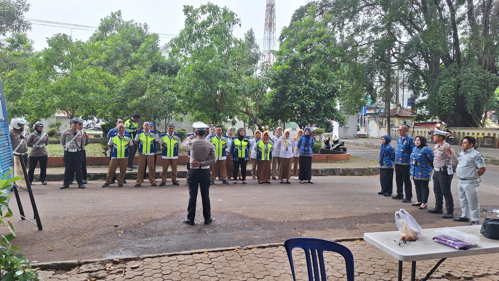 Operasi Gabungan Samsat Serang: Fasilitas Samling Permudah Pembayaran Pajak