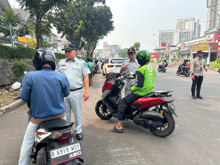 Tertibkan Pemilik Kendaraan, Jasa Raharja Tangerang, UPT Samsat Ciputat dan Polres Tangerang Selatan Gencar Razia Pajak  Kendaraan