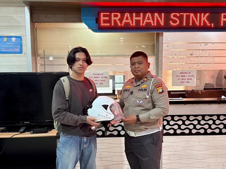 Kanit Regident Samsat Ciputat Apresiasi Warga Patuh Bayar Pajak Tepat Waktu