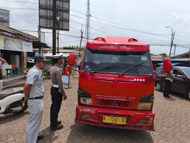 Jasa Raharja Cabang Banten Turut Serta Melaksanakan Giat Penertiban Pajak Bersama UPTD Samsat Pandeglang di Wilayah Mengger