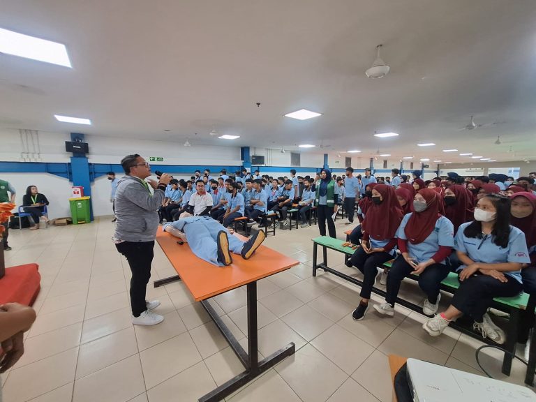 Jasa Raharja, RS Hermina Bitung dan PT Mayora Jayanti 2 Gelar Sosialisasi Penanganan PPGD