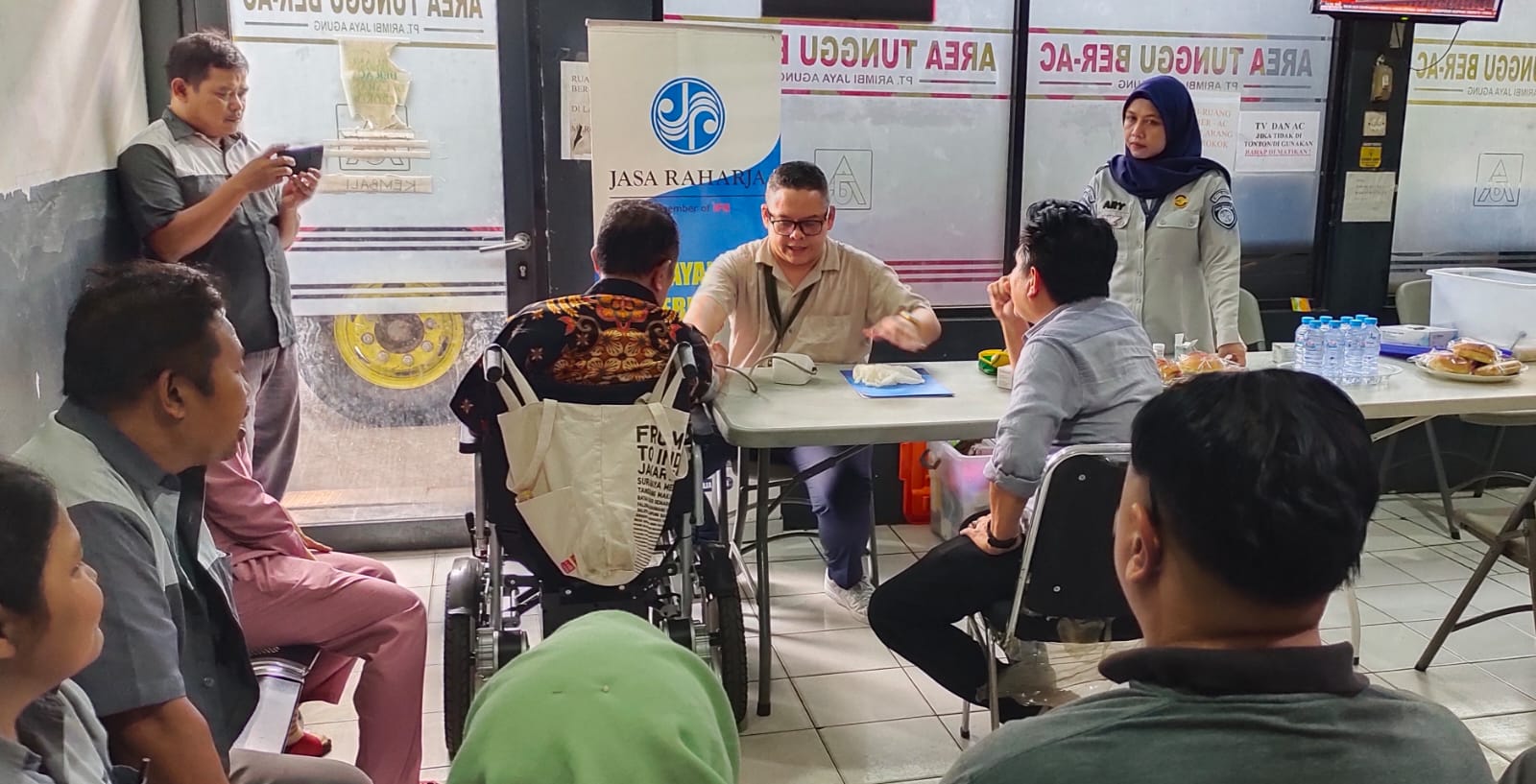 Jasa Raharja dan RS Melati Gelar Pengobatan Gratis bagi Sopir dan Kru PO Arimbi Jaya Agung Tangerang